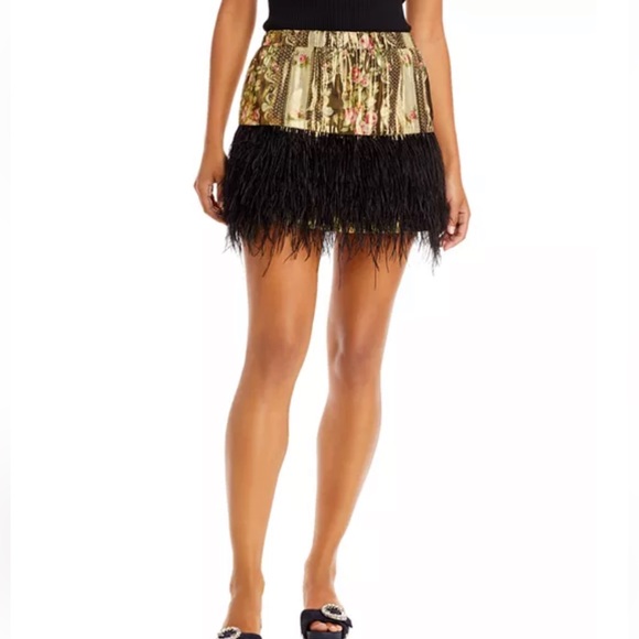 LOVESHACKFANCY Set Dusty Crop Cami Midnight Ruby & Risha Feather Trim Mini Skirt - Picture 3 of 17